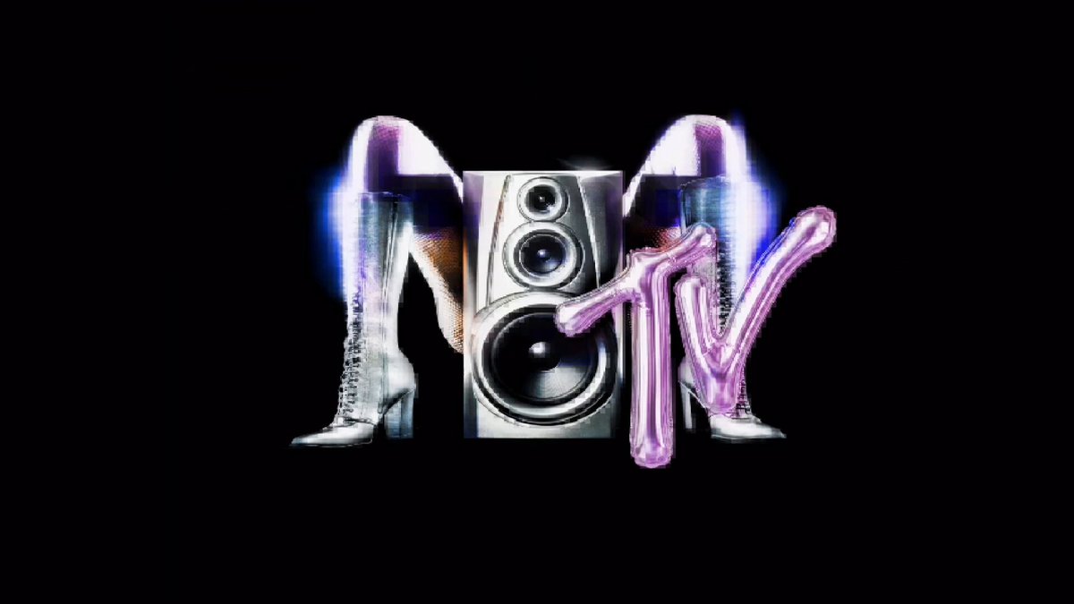 🪩 Performance com direção desastrosa foi reeditada pela equipe de Madonna: assista aos cortes reais da perfomance de “Bring Your Love” e “Danceteria” com Sabrina Carpenter e Charli xcx no #VMAs