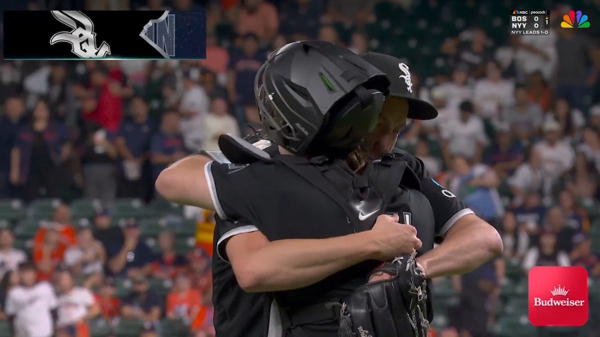 The White Sox win their first #Postseason series since 2005! (MLB x @BudweiserUSA)