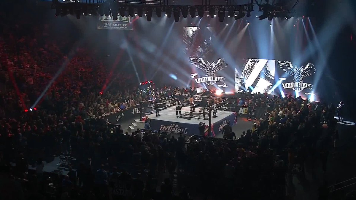 The Death Riders make their entrance for our main event, as Mox heads to the commentary desk. Watch #AEWDynamite A Tribute to PAC on TBS & HBO Max