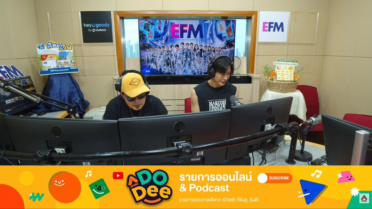 เทรนด์ X อันดับ 1 #MCardxTeeteePor MCARD NEXT GEN WITH TTP ล่าสุดแฟนๆร่วมแสดงความยินกับ น้องตี๋ตี๋และน้องป๋อ หลังได้รับเลือกเป็น New Brand Ambassadors ของ M card โดยทั้งคู่มาถ่ายทอดภาพลักษณ์ของคนรุ่นใหม่ที่กล้าเป็นตัวเอง สนุกกับทุกประสบการณ์ เปิดกว้างกับทุกโอกาสที่เข้ามา งานนี้พี่ๆหม่ามิ๊ต่างกันภูมิใจอย่างมาก พร้อมแสดงความยินดีไม่หยุด บอกเป็นเสียงเดียวกันว่า "พี่ The Mall มองเห็นความน่ารักแล้วก็เสน่ห์ของทั้งคู่แบบสุดๆ แล้วก็นับเป็นอีกหนึ่งก้าวสำคัญของตี๋ตี๋และป๋อเลยนะ ที่ได้รับความไว้ใจวางใจจากแบรนด์ใหญ่"