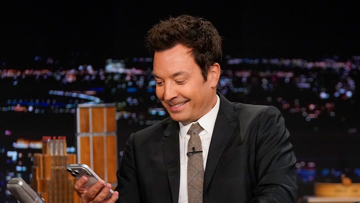 Catch all episodes of The Tonight Show’s microdrama Who Billionaire? Me Billionaire. Season 2 on all our social platforms and on Peacock! #FallonTonight