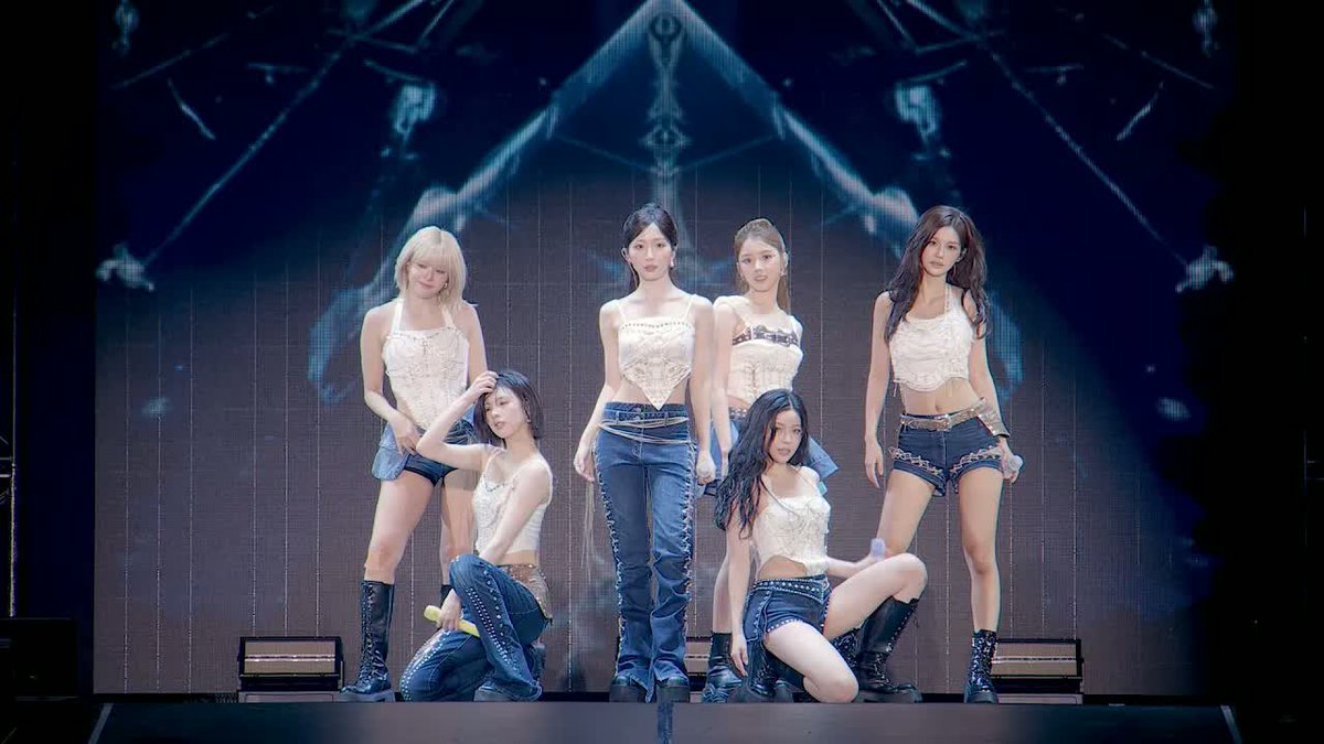 NMIXX RELEASED THE OFFICIAL PERFORMANCE VIDEO OF ‘BLUE VALENTINE’ JAPANESE VERSION DURING THEIR SHOW IN TOKYO