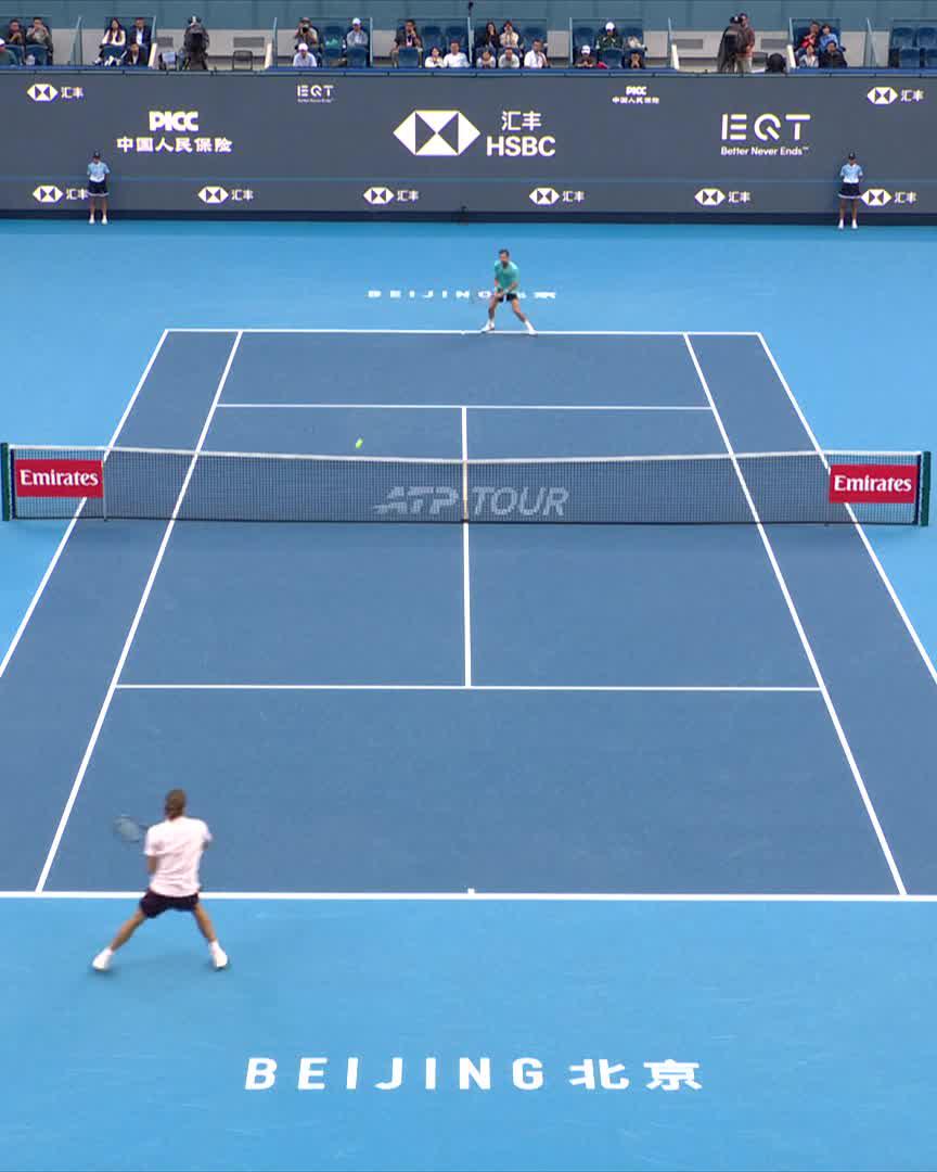 Ruthless when it mattered 💥 Zverev dominates the first-set tiebreak against Norrie, taking it 7-1! #ChinaOpen