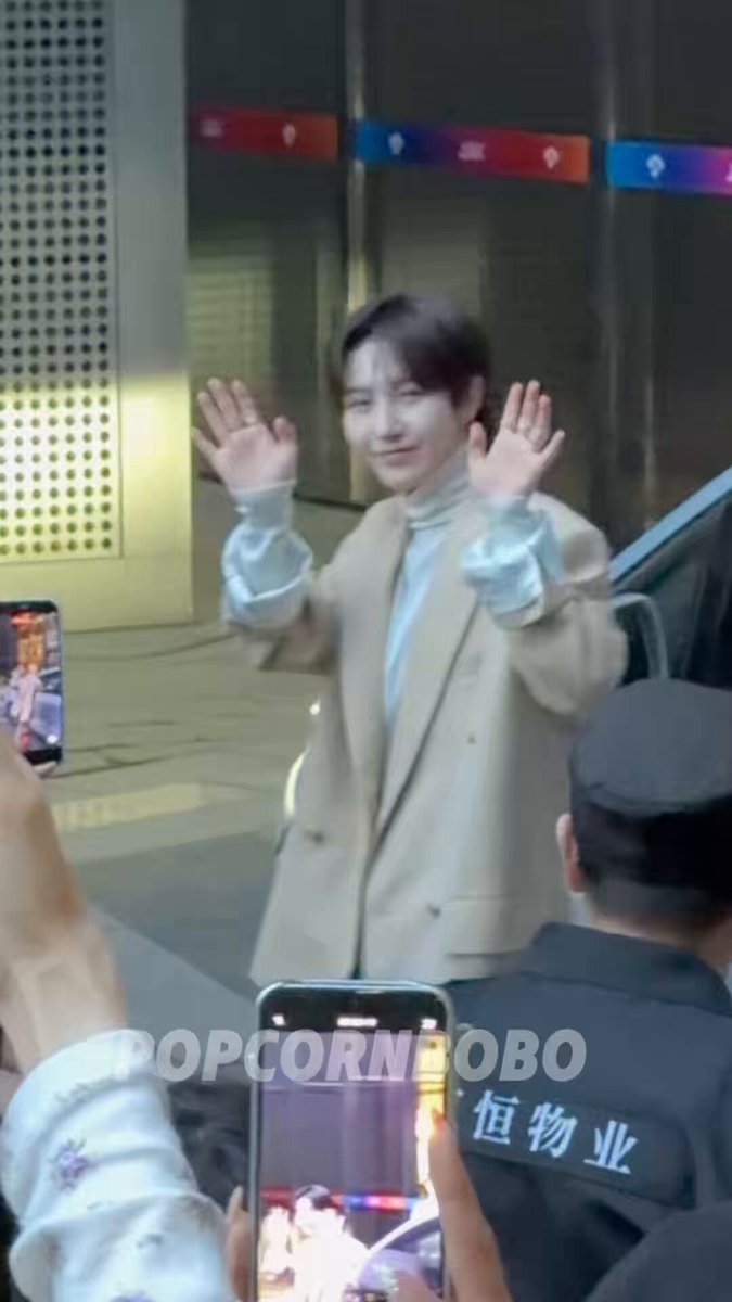 261001 打歌2026 #RENJUN #런쥔 RENJUN REHEARSAL 🐈👋🏻