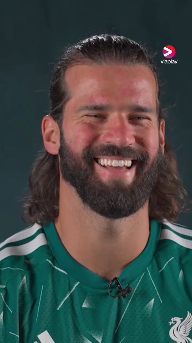 Alisson Becker on the Liverpool player most likely to become a future manager 👔🔴 "I think he doesn’t want to, but…" 🎥 Viaplay