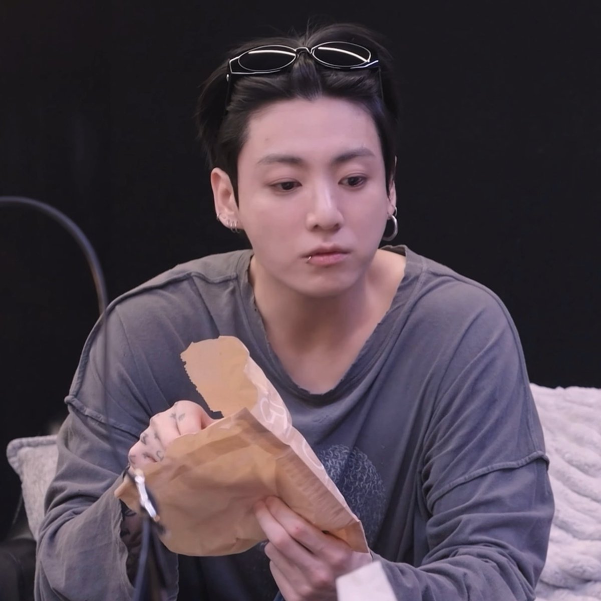 he’s so husband here !! 💘