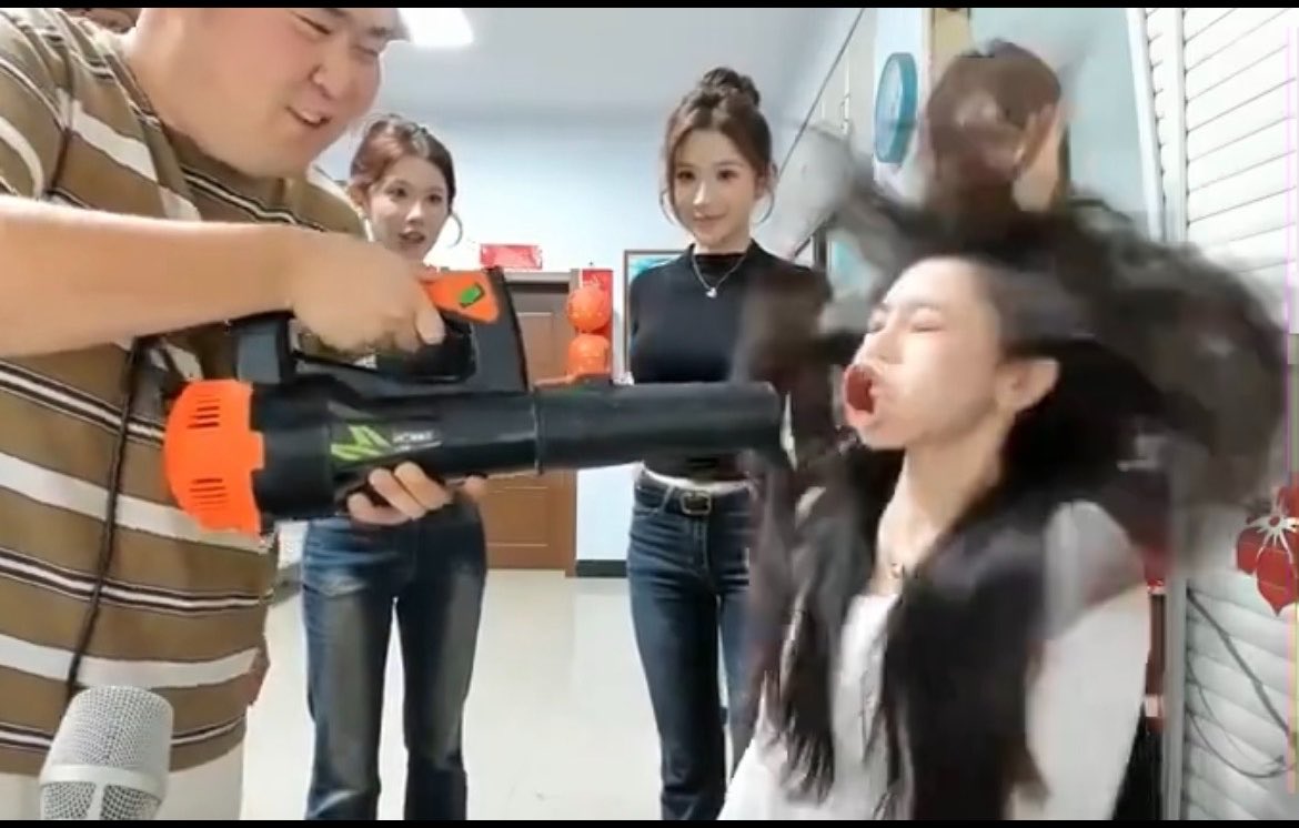 刚吃口饭菜,这是要笑喷节奏啊😂😂😅