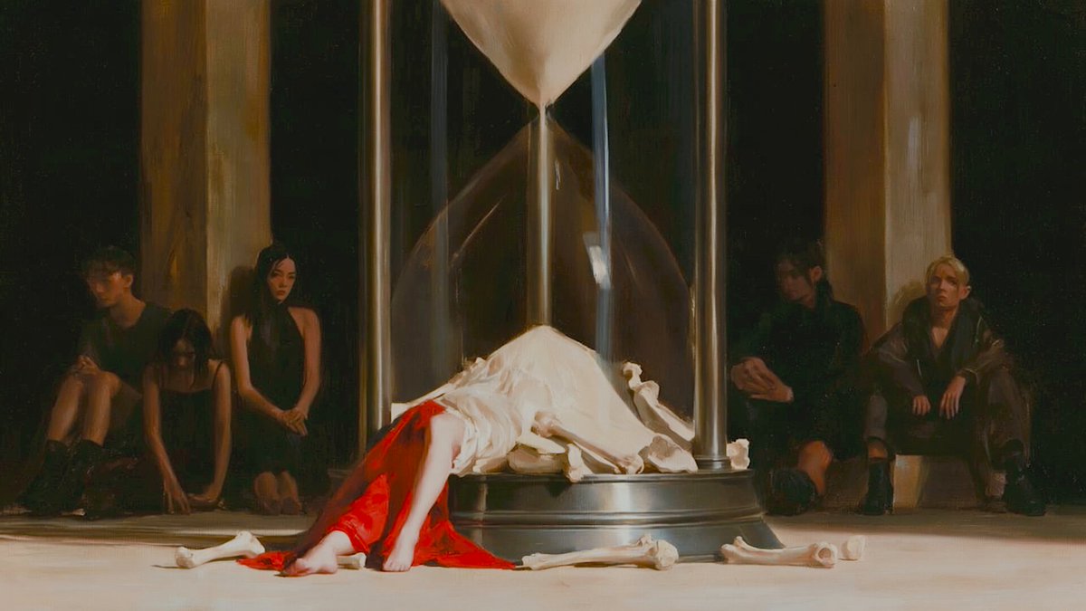 Toshi's Daily Challenge: Hourglass ⏳ Sand that only moves one way. A small glass room for time. Everything inside it is already leaving. Show me your hourglass.
