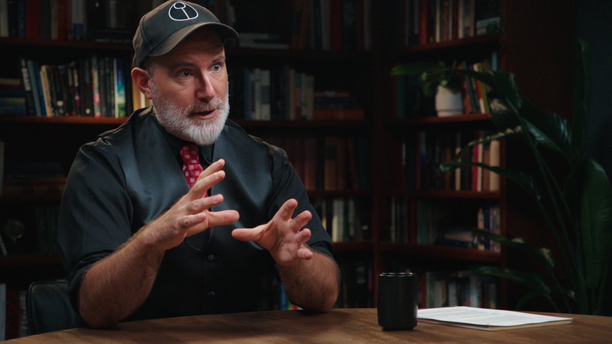 New episode with military historian Si Sheppard. The conquests of the Aztec and Inca empires might be the most shocking events in human history. Hernan Cortés and some hundreds of Conquistadors landed on a new continent they knew basically nothing about, and within 2 and a half years, conquered the 6 million strong Aztec empire. Then, a decade later, Francisco Pizarro did the same thing to an Incan Empire of some 10 million inhabitants. In both cases, the Conquistadors consistently beat native armies while being literally 100x (or even in some cases 1000x) outnumbered - and in many cases, did so without taking a single casualty. And they did this with 99% of their military forces being made up of the very natives they were trying to subjugate. We often forget how wild human history is. People talk about AI takeover as if it would be some crazy, unprecedented sci-fi outcome. But this would not be the first time an alien force whose motives the defenders barely understand use more advanced technology and diplomatic cunning to outmaneuver and then take over a much larger and long established existing order. 0:00:00 – Cortés’s conquest of the Aztecs 0:22:39 – Pizarro’s conquest of the Inca 0:26:59 – Explaining Conquistador military superiority 0:34:39 – Could the natives have beat the Conquistadors? 0:48:56 – The Aztecs and Incas did not learn from each other 0:56:11 – Why Spain still lost in the long run 1:07:47 – Why didn’t the Aztecs/Incas adapt better to European warfare? 1:14:16 – Conquistador motivation 1:26:22 – Why Mughal India also couldn't play the Europeans off each other 1:33:42 – Diplomacy was just as important as technology