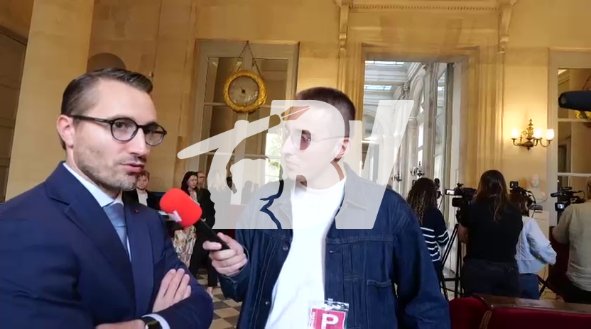 « Boulevard Voltaire, je vous déteste. » Antoine Léaument, vexé, refuse de répondre à nos questions. Que LFI nous déteste, c’est un sacré compliment !