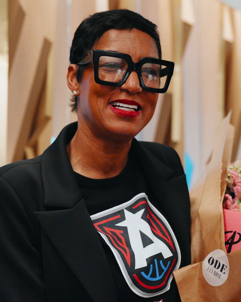 Only watch the moment we surprised Angel with her Kia Defensive Player of the Year award if you have tissues nearby 🥹