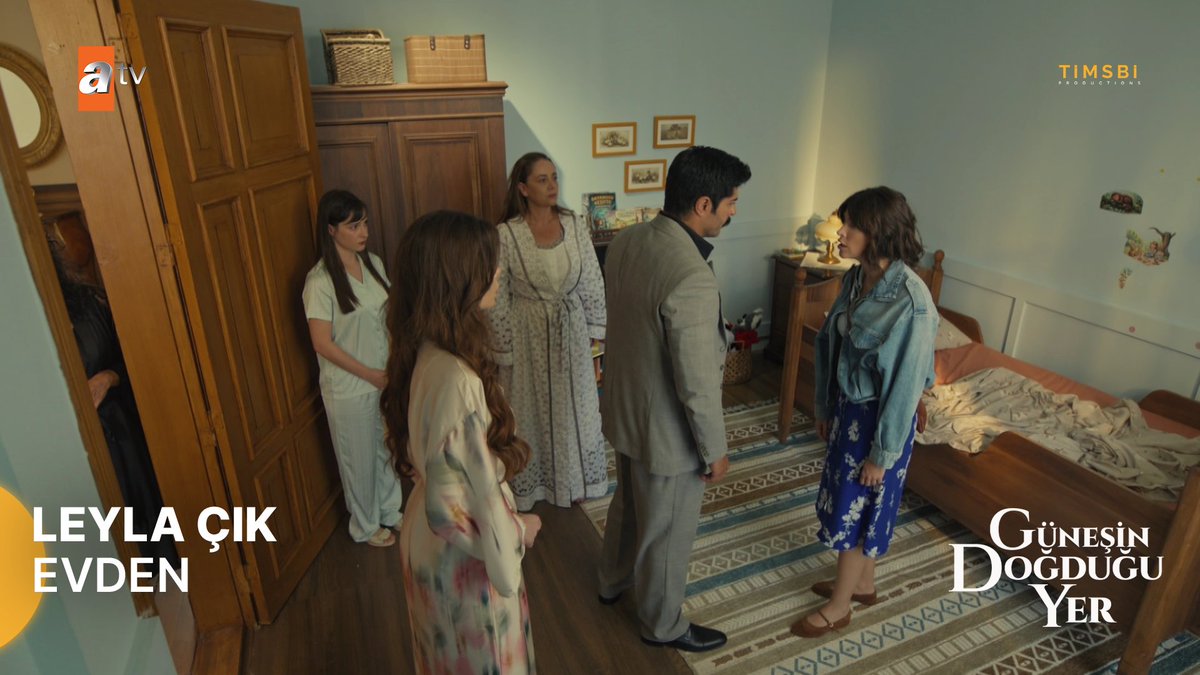 bu dizinin senarist kim Allah için bu nasıl sahneler üstelik oyuncular bunu nasıl kabul ediyor hangi çağda yaşıyoruz