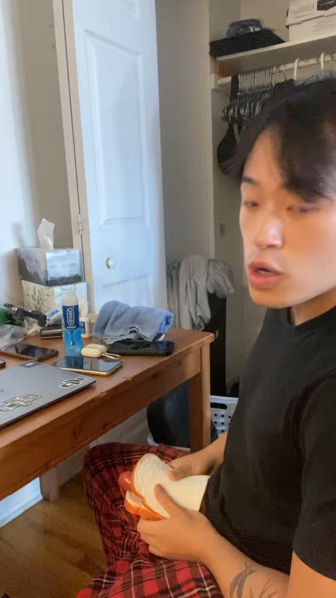 Full eating video in the comments