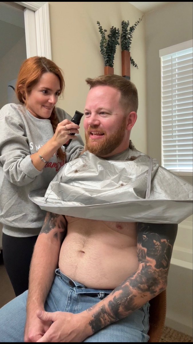 Self taught hair stylist! #doublelivesofsuburbanwives #TLC #couplesgoals #comedy #couplescomedy