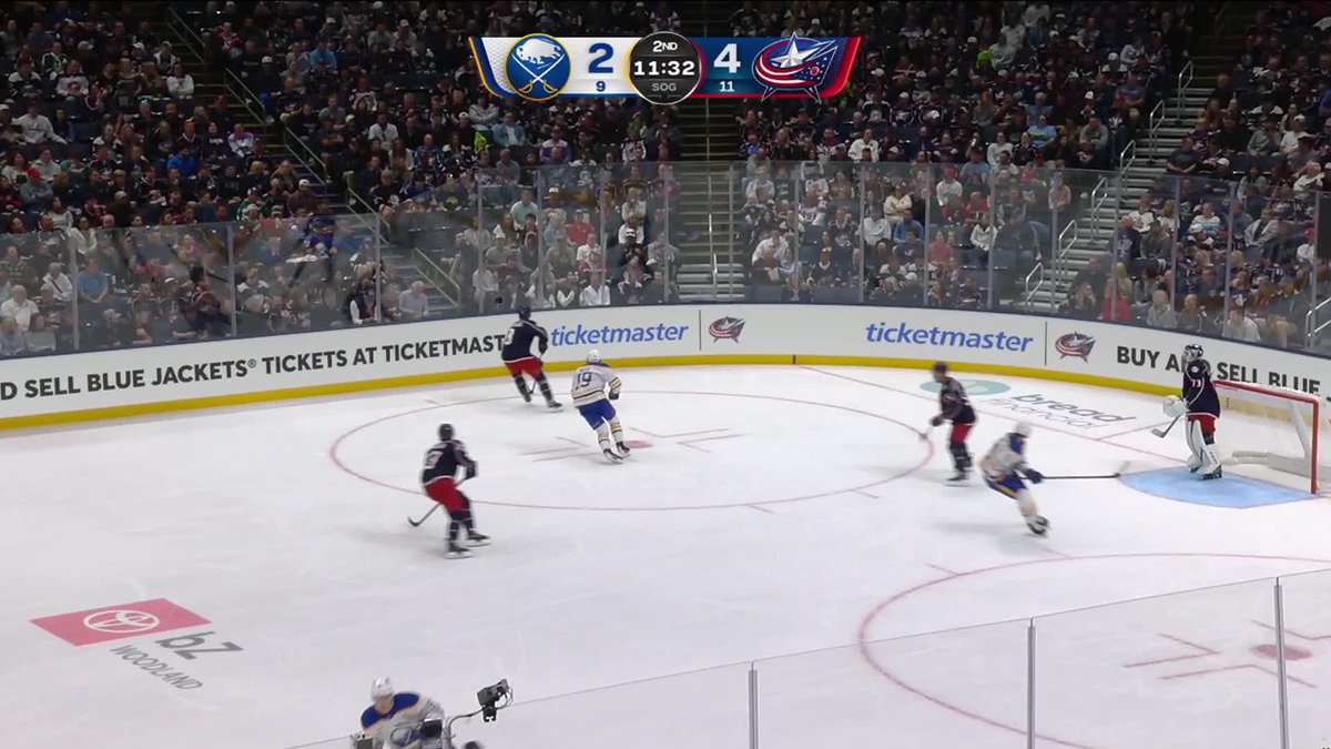MATTHEW KNIES AGAIN!!!! 😱🚨 HE HAS 2 GOALS AND 1 ASSIST AND WE AREN'T EVEN HALFWAY THROUGH THIS GAME 😳