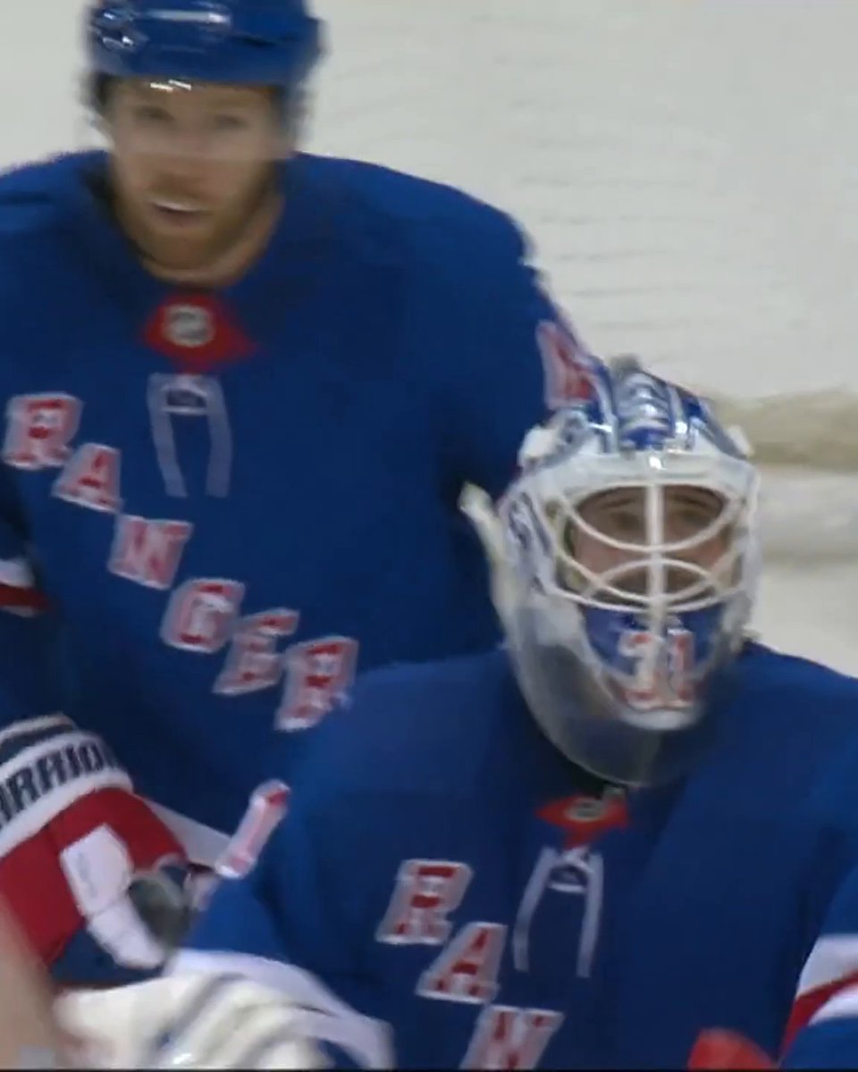 IGOR SHESTERKIN GOALIE GOAL 😱 FIRST GOALIE GOAL IN RANGERS FRANCHISE HISTORY 🗽