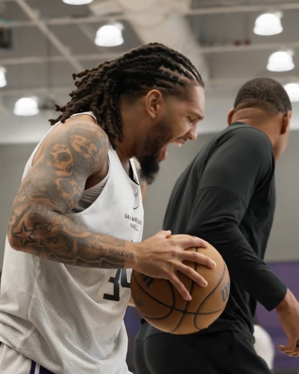 rep after rep after rep 👑 ⠀ Kings Training Camp presented by @sutterhealth