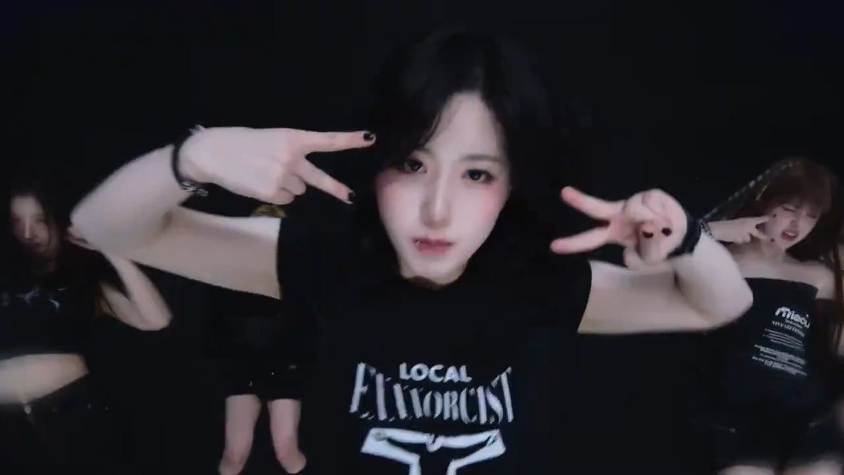 she was so happy to be nmixx's worst title track
