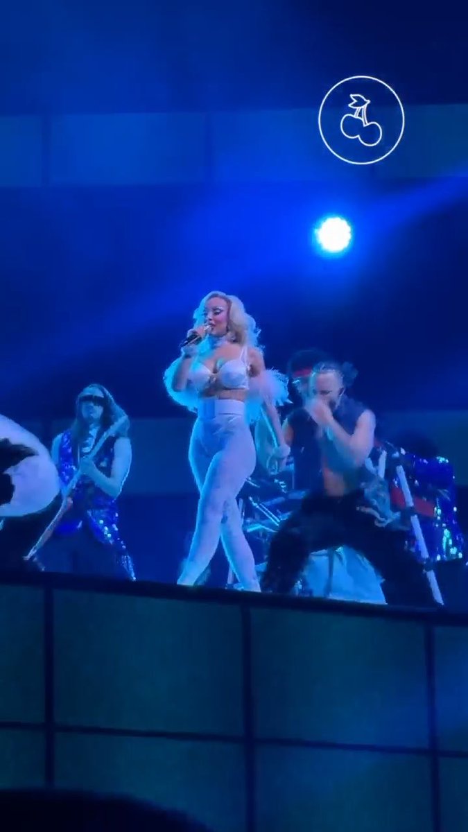 Doja Cat performs ‘Get Into It (Yuh)’ at the ‘Tour Ma Vie World Tour’ in Detroit.