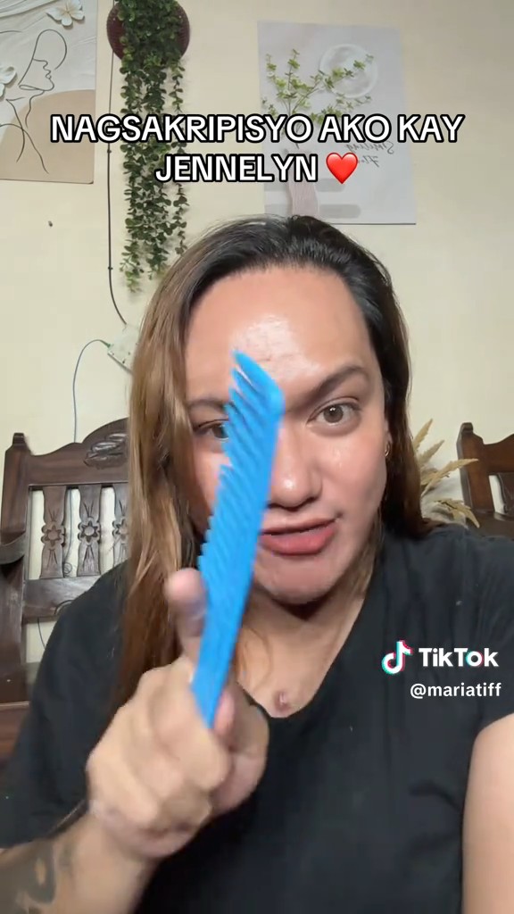 May follow up, namuksa ng commenter haha: KUNG HINDI IKAW SI PATRICK, SI CHESKA KA, TAMA? 😭😭😭 Ang LAFF ko hahaha Pwede niya din ispoof si Mommy Rovelyn, may hawig eh charrrrr 😂🤣🫣