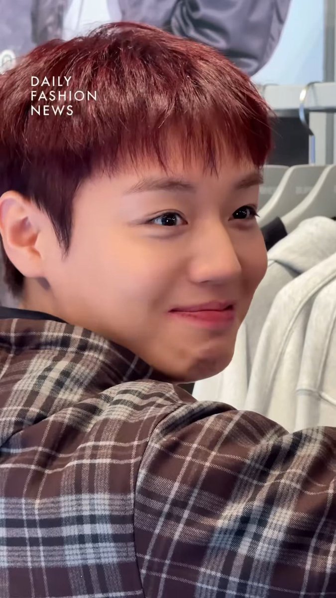 데패뉴 인스타 #박지훈 용안에서 빛이 나십니다 지훈 왕(자)님 👑