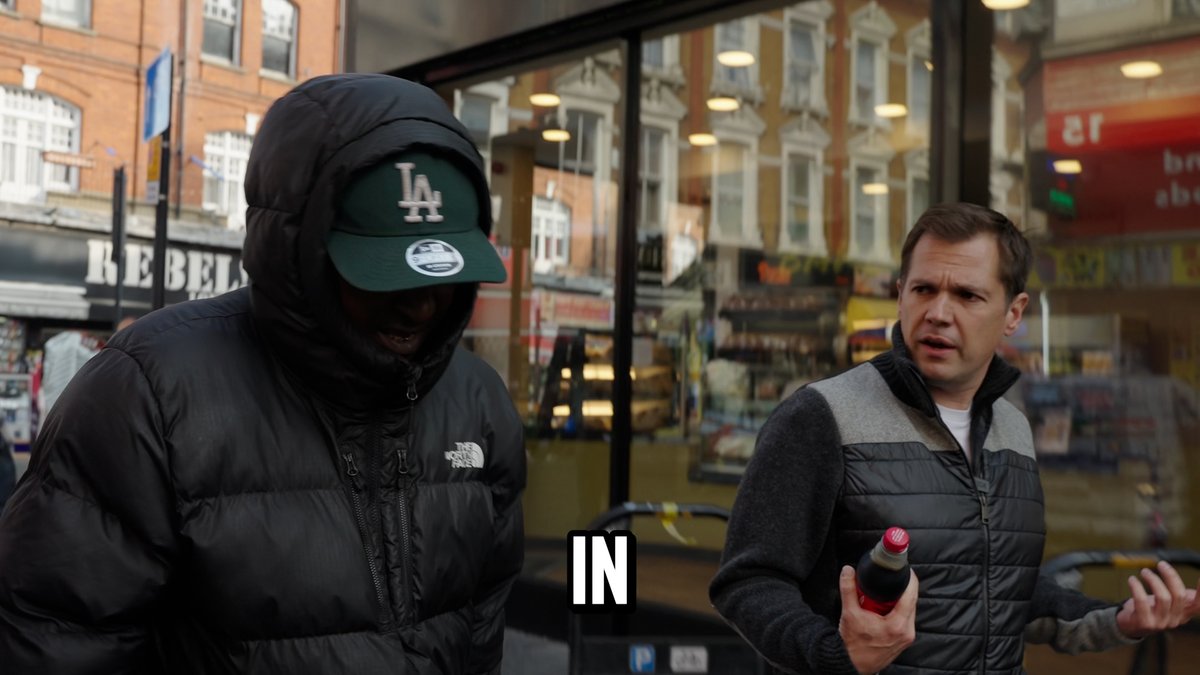 Robert Jenrick confronts shoplifter head-on. Britain is lawless. Only Reform UK will save it.