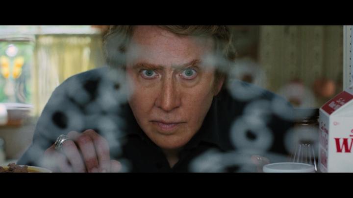 ニコラス・ケイジ ×クリスチャン・ベイル共演💥 『マッデン』 11月18日(水) 独占配信開始🏈 アメリカン・フットボール界の伝説 《ジョン・マッデン》をニコラス・ケイジが熱演！ コーチから解説者へとキャリアチェンジし、 遂にはゲーム業界にも乗り込んだ 伝説の男の人生を見逃すな🔥