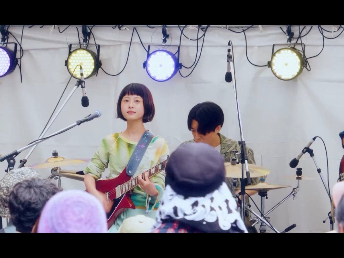 guitar solo ⇨ base solo ⇨ piano solo ❤︎