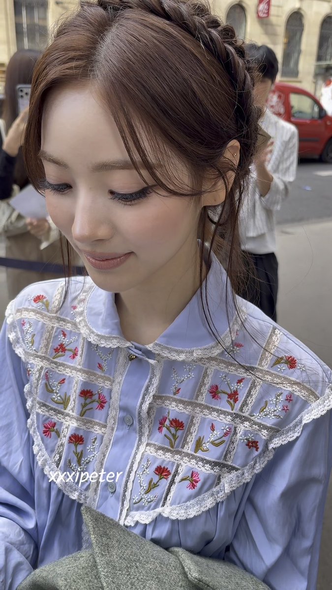 the dollest doll to ever doll #ANNA #안나 #MEOVV #미야오