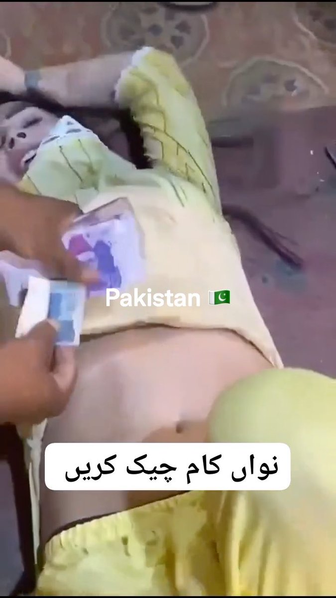 She is a Christian trans woman from Pakistan 🇵🇰. She has no earnings because of an unequal system. She started performing lap dances at Pakistani weddings. The system is so biased towards minorities.