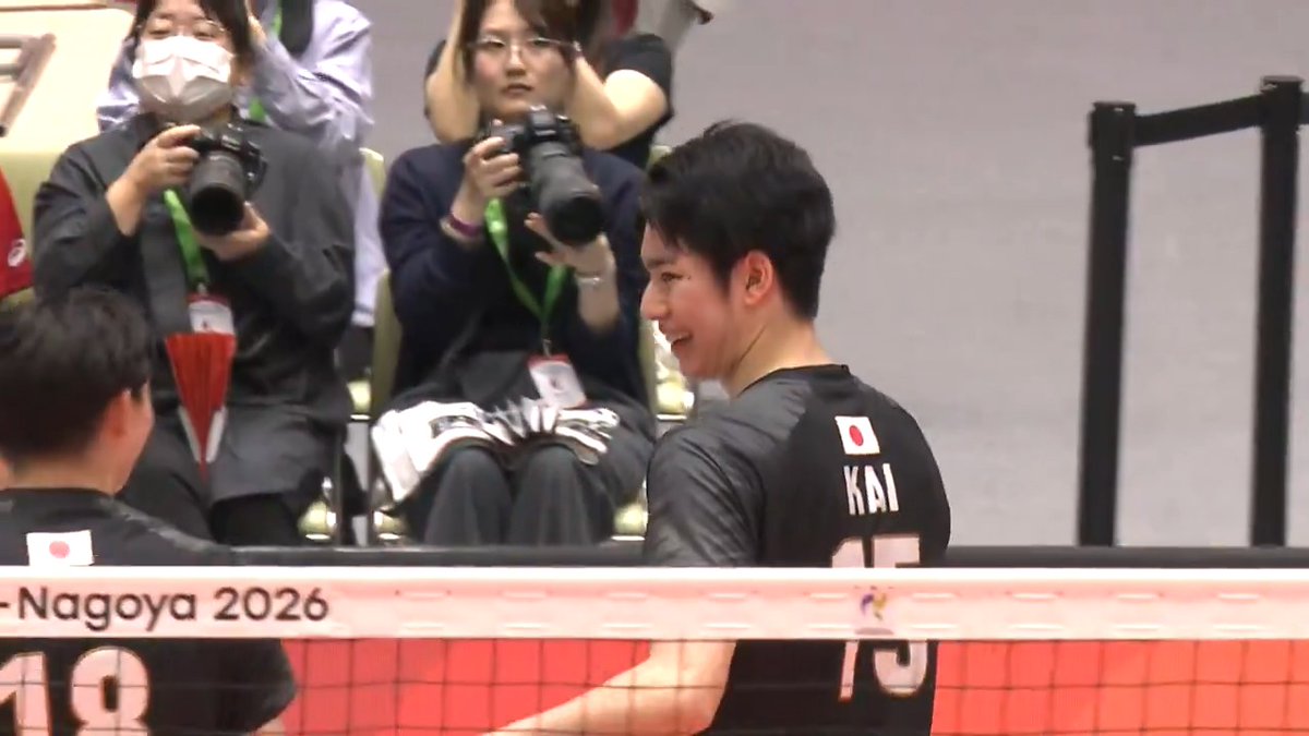 ／ #アジア大会愛知名古屋 📺#TBS 系列独占生放送中✨🎌 ＼ 勝てば決勝進出 16年ぶり🥇金メダルまであと２勝 ✅バレーボール男子 🔥準決勝🔥 第3セット勝利‼️🔥 🇯🇵日本 ㉓㉕㉕ 2 🇨🇳中国 ㉕㉒⑱ 1 📺放送スケジュールはコチラ 💻U-NEXTで複数チャンネル同時生配信▷ 📲TVerでもLIVE配信▷ © Olympic Council of Asia 2026 #バレーボール