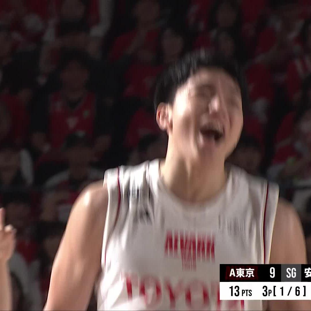 苦しんでいた安藤周人がここで決める🏹 今日最初の3ポイントを射抜き4点差に広げる！ 安藤 周人(Shuto Ando) 📲バスケットLIVE配信 #アルバルク東京 #WEともに挑む