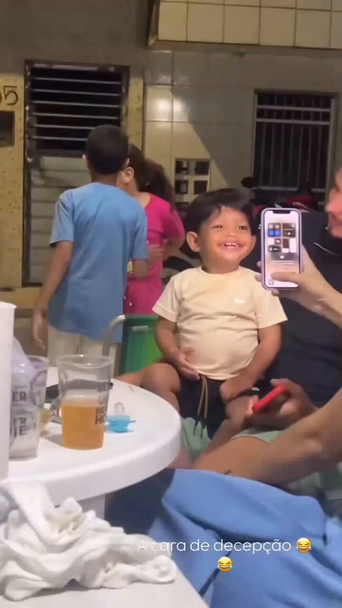 Their reactions make me laugh 😂🤣