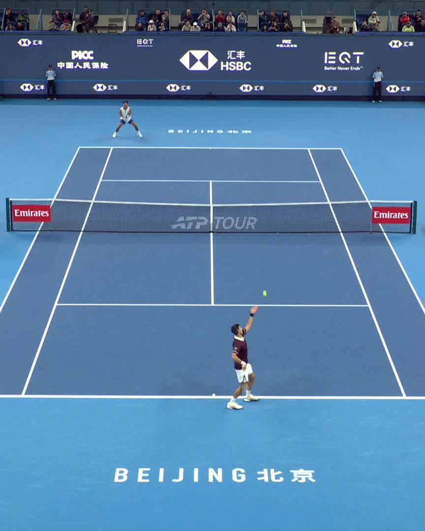 The 6-time champ SURVIVES 🥶 The moment Novak Djokovic edged out Bu to book a QF spot! #ChinaOpen