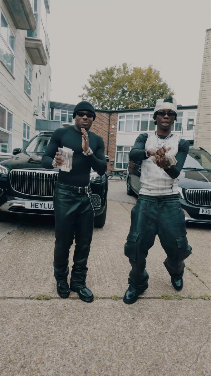 🚨 Blaqbonez &amp; Asake vibing to their new record, “IKEBE 3000” 🕺🏾🪩