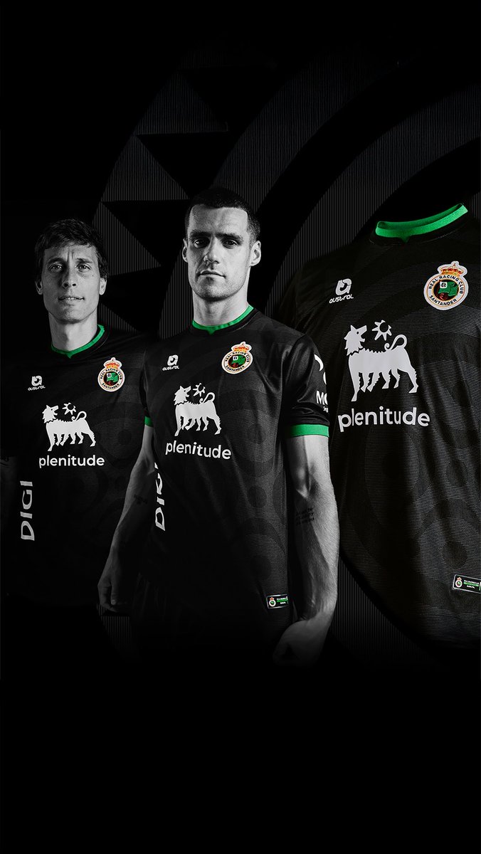 🟢 Uno a uno, todos los racinguistas que formamos la 45 quedaremos aquí grabados para siempre. Junto a nuestro escudo; identidad, orgullo y sentido de pertenencia ⚫️ #IdentidadCántabra