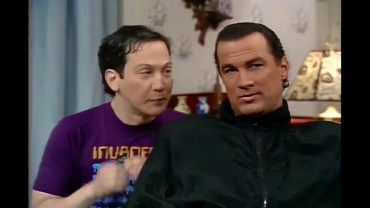 Steven Seagal walks into a Chris Farley sketch and the room just dies. Farley does the usual date-night compliment to Jan Hooks, then Seagal hits him with โIโm sure your mother is beautiful in her own wayโ like heโs reading a threat assessment. No switch to the goofy dad, no timing, just six minutes of Farley bouncing lines off a man who decided being funny was beneath him. Hooks and Schneider keep restarting the scene. Seagal never does. You can watch Farley clock it in real time and still try to save the bit. Thatโs the part that sticks. The only person who thought this went well was Seagal.