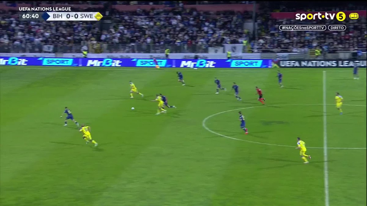 Bomba de Gyokeres para o 0-1 da Suécia 💣 #sporttvportugal #NATIONSnaSPORTTV #UEFANationsLeague #BósniaeHerzegovina #Suécia