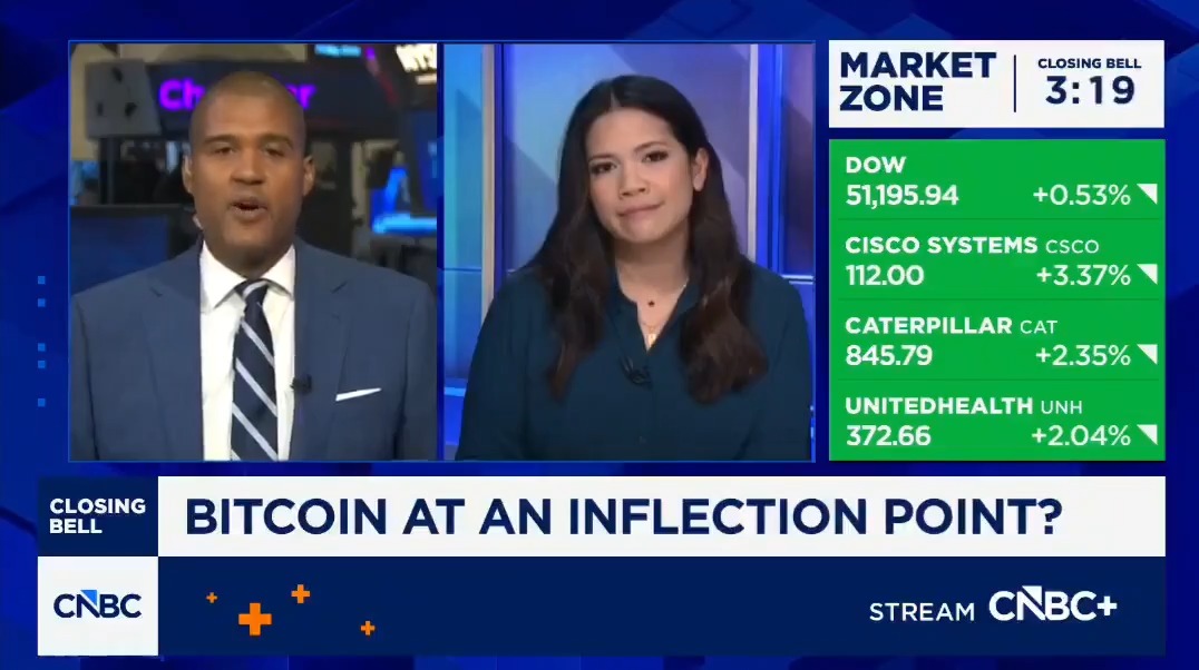 JUST IN: CNBC host says "October is historically a very strong month for Bitcoin, there's only been 3 negative Octobers since 2013." 👀 "There are signs that this one could play out exactly as Bitcoiners hope...we could be ready for a bull market here" 🚀