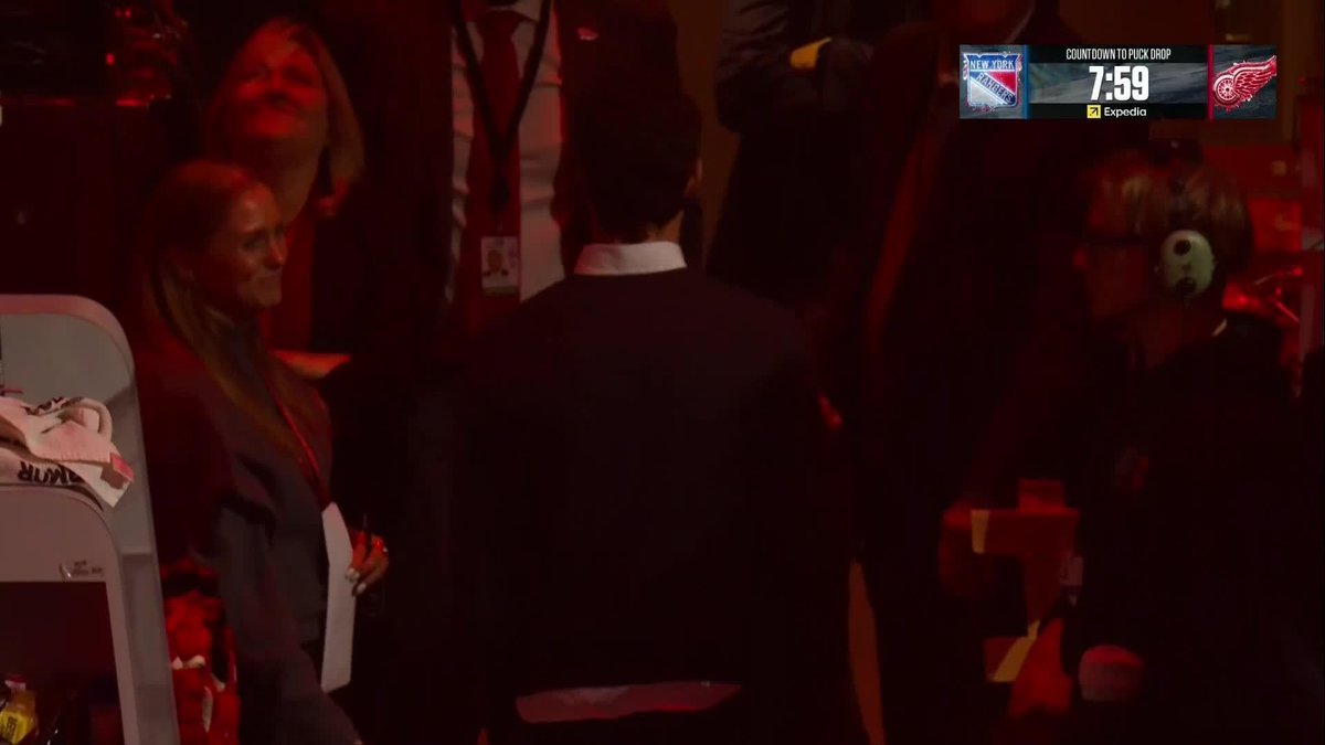 Dylan Larkin received a chorus of boos after being introduced at the Red Wings’ home opener 😬