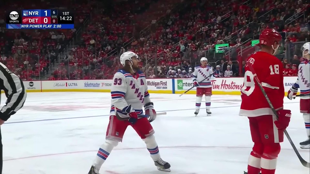Red Wings fans are already chanting "sell the team" 😬 (via TNT Sports)