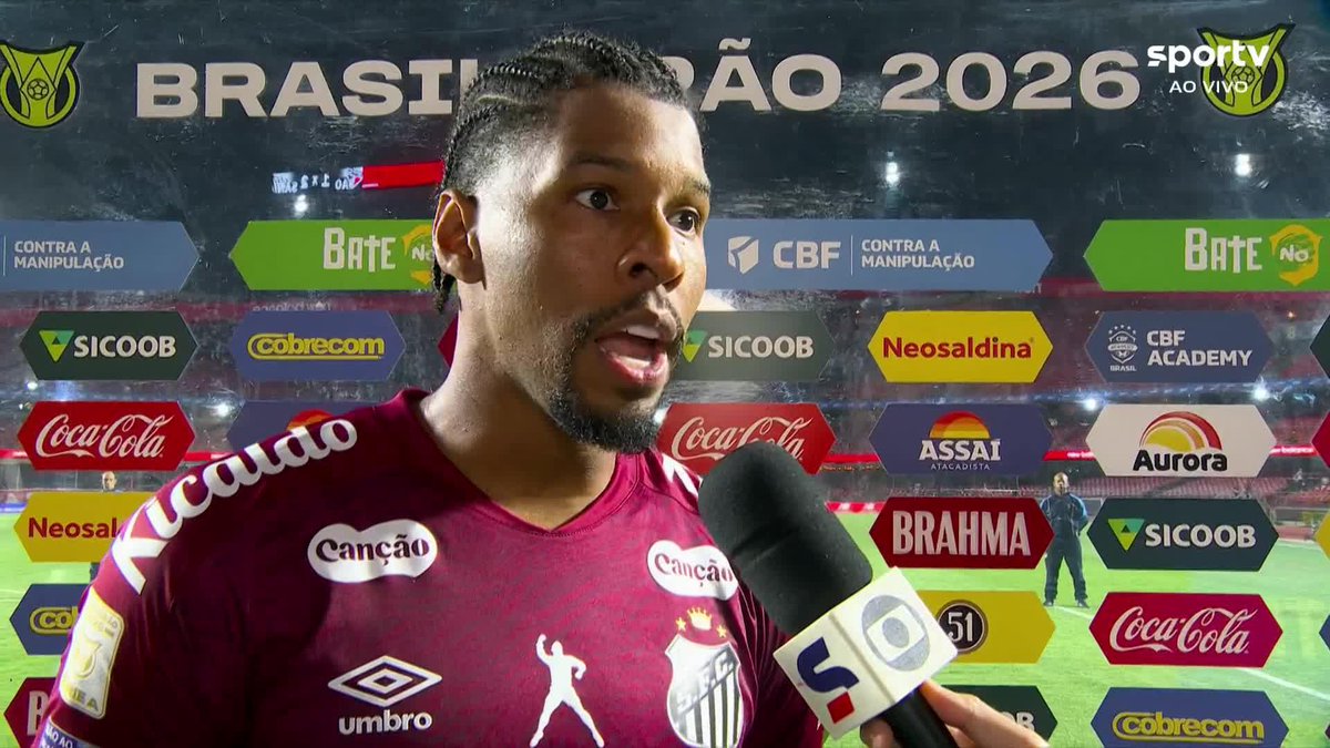 Goleiro do Santos, Diógenes fez boas defesas e dedicou o clássico contra o São Paulo para esposa.