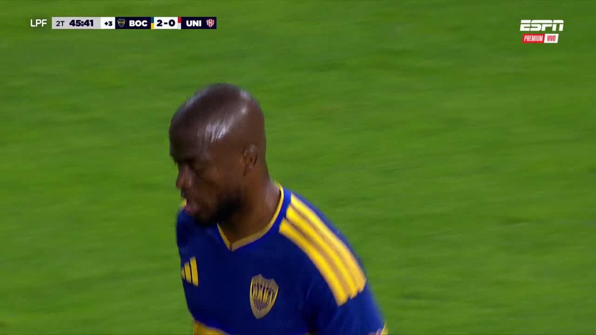 ¡LO QUE SE PERDIÓ EL ECUATORIANO! 🇪🇨 Enner Valencia quedó mano a mano, pero el portero de Unión evitó el gol que pudo significar el 3-0 en La Bombonera. ▶️ Mira nuestros partidos de la 🇦🇷 #LigaProfesional por ESPN en el Plan Premium de Disney+ Latinoamérica