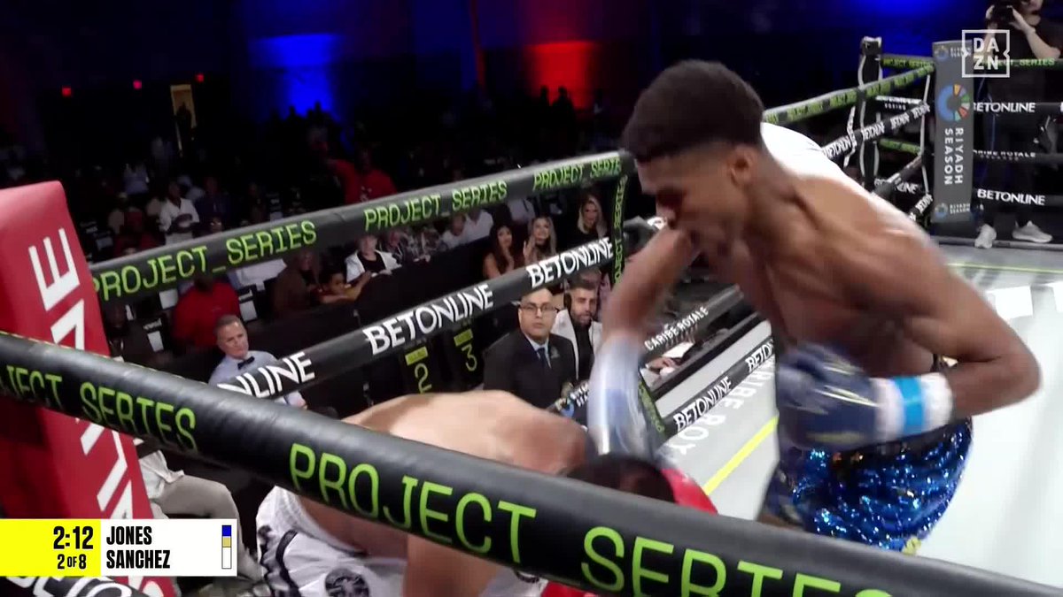 OMARI JONES GETS IT DONE IN TWO ROUNDS! 🔥 #JonesSanchez ▪️