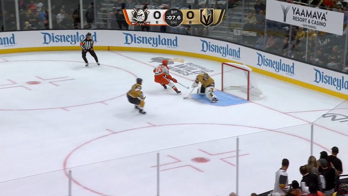 PING 🔊 Beckett Sennecke dashes in and opens the scoring on a breakaway!