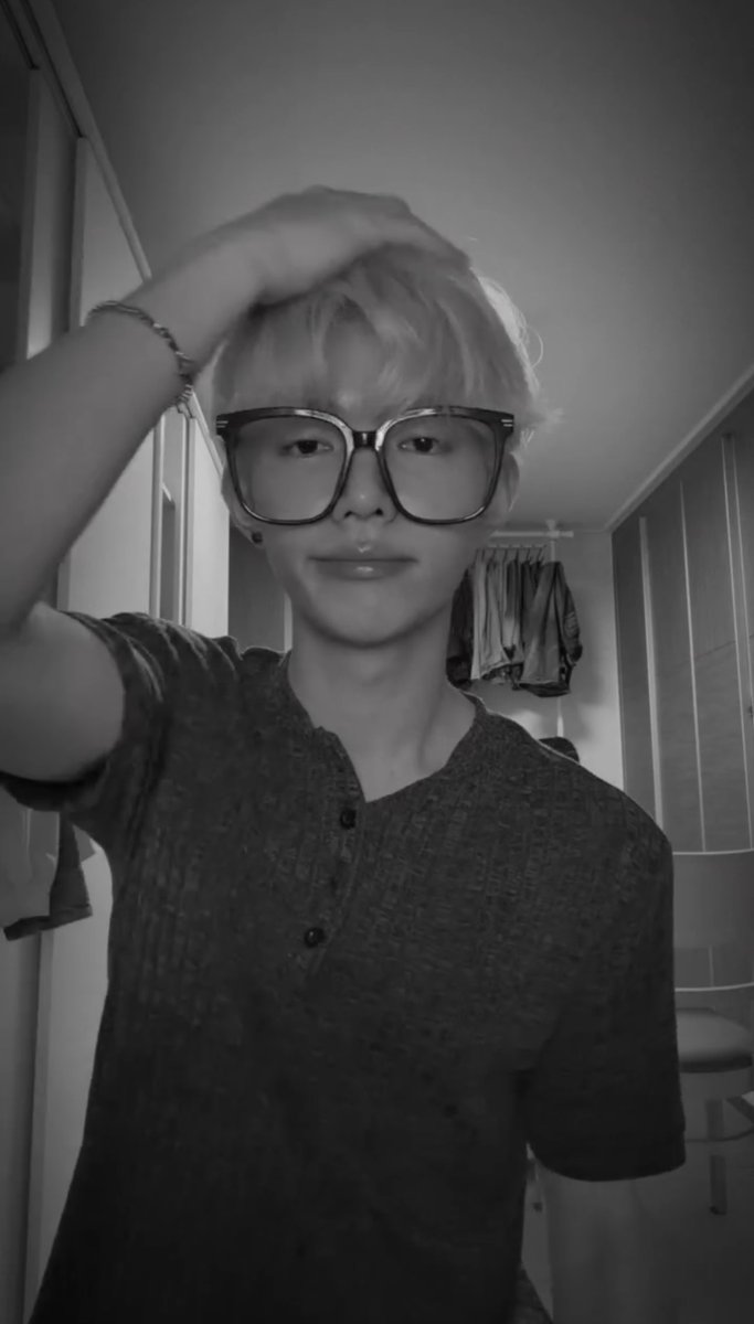 😎👊 🔗 #AND2BLE #앤더블 #ZHANGHAO #장하오