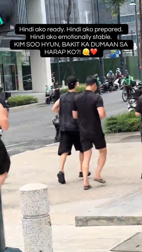 [1003] OP spotted #KimSoohyun at 9th Avenue, Bonifacio Global City (BGC), Manila.