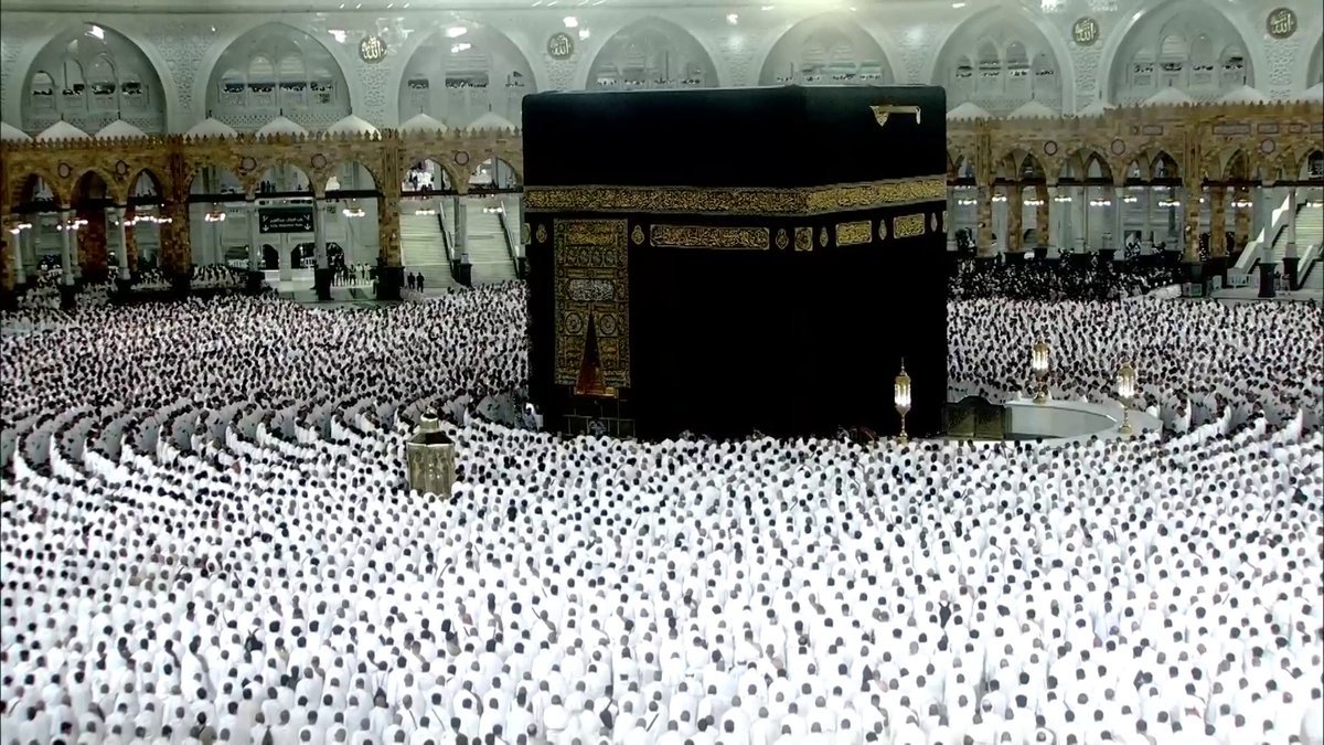 "وما كان الله ليعذبهم وأنت فيهم وما كان الله معذبهم وهم يستغفرون" آية تذكر بعظيم أثر الاستغفار وكونه سببا لدفع العذاب بصوت الشيخ عبدالله الجهني من محراب المسجد الحرام خلال صلاة الفجر