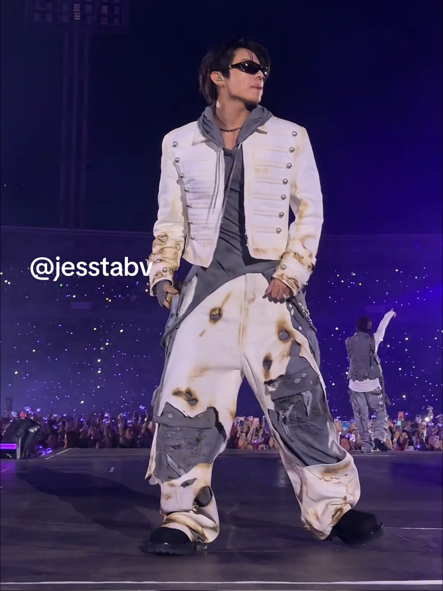 omg this is the coolest anyone has ever looked