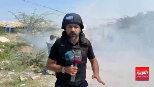 موفد العربية محمد الأشقر يرصد تعزيزات القوات الحكومية اليمنية تجاه جبل هان غربي تعز الذي يشهد اشتباكات عنيفة منذ منتصف ليل البارحة حتى الآن